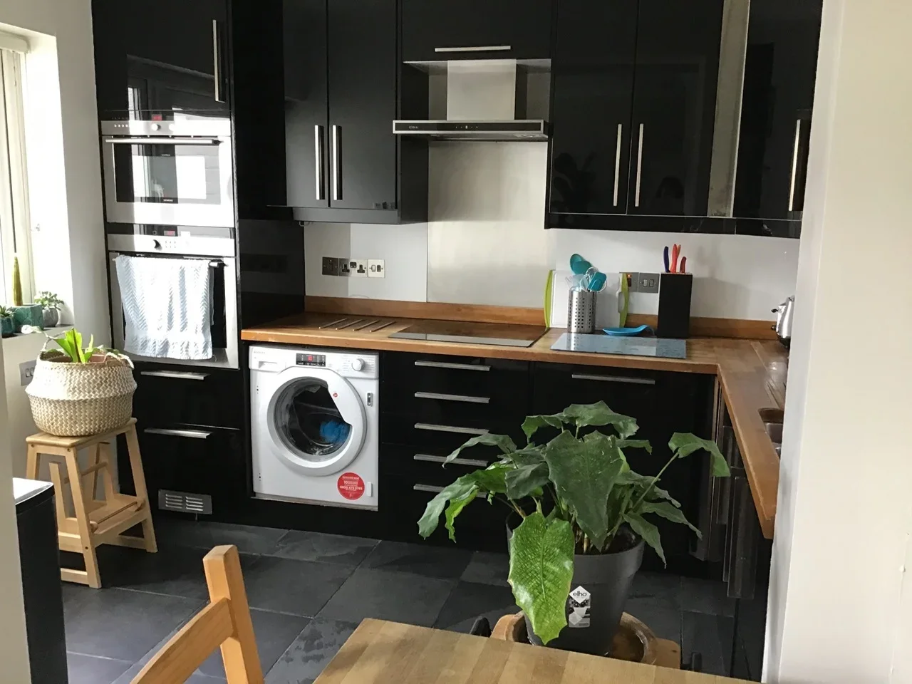 Flat Quinton Street in Greater London