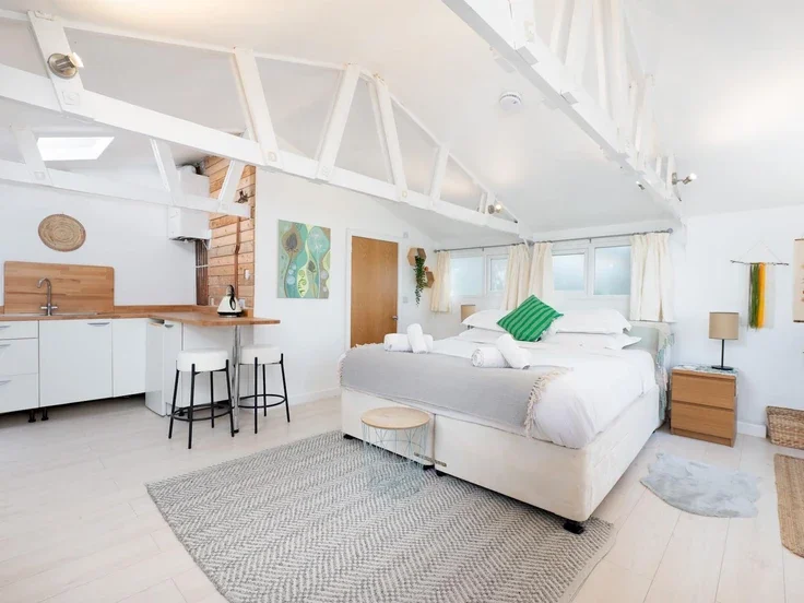 Room Courtfield Road in South Oxfordshire