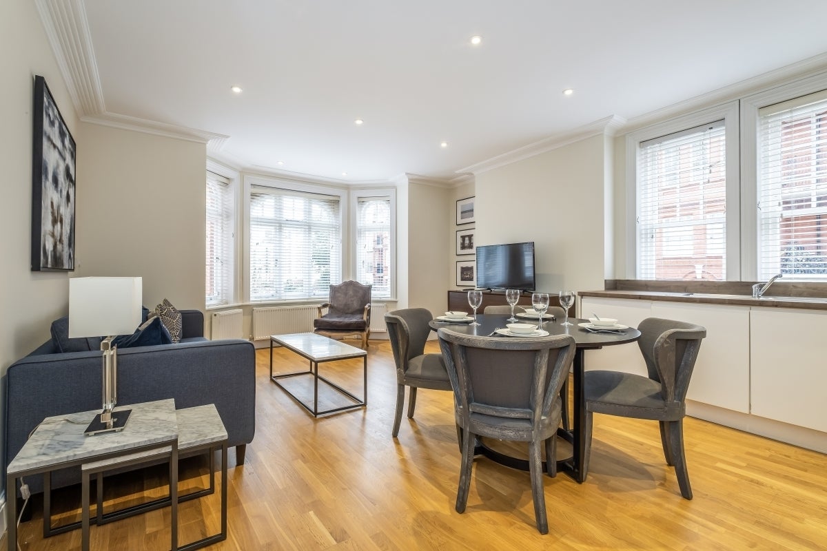 Flat King Street in Greater London