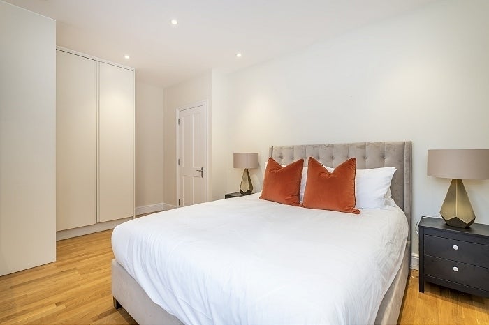 Flat King Street in Greater London
