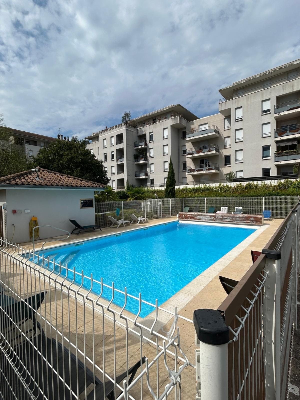 Appartement Rue des Plantées à L'Isle-d'Abeau