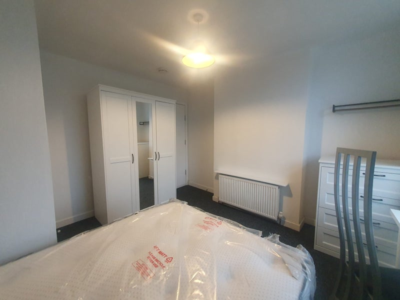 Room Halifax Road in Sheffield