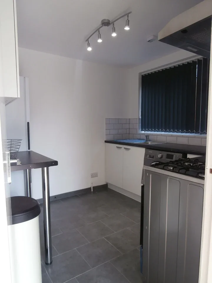 Flat Porlock Drive in Luton