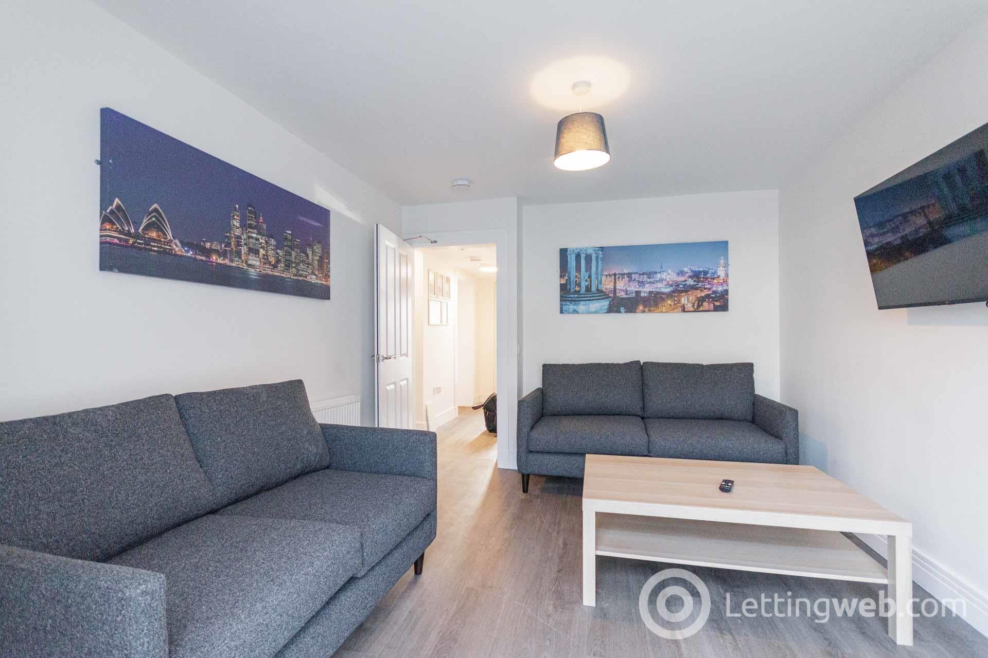 Room Cleekim Drive in City of Edinburgh