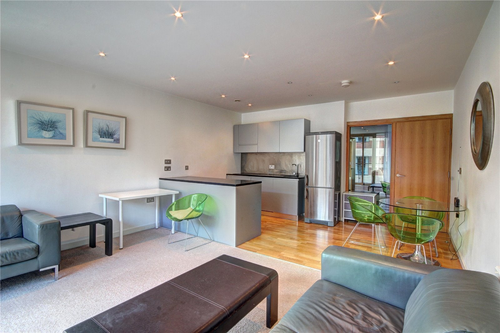 Flat THE CLOSE in Newcastle upon Tyne