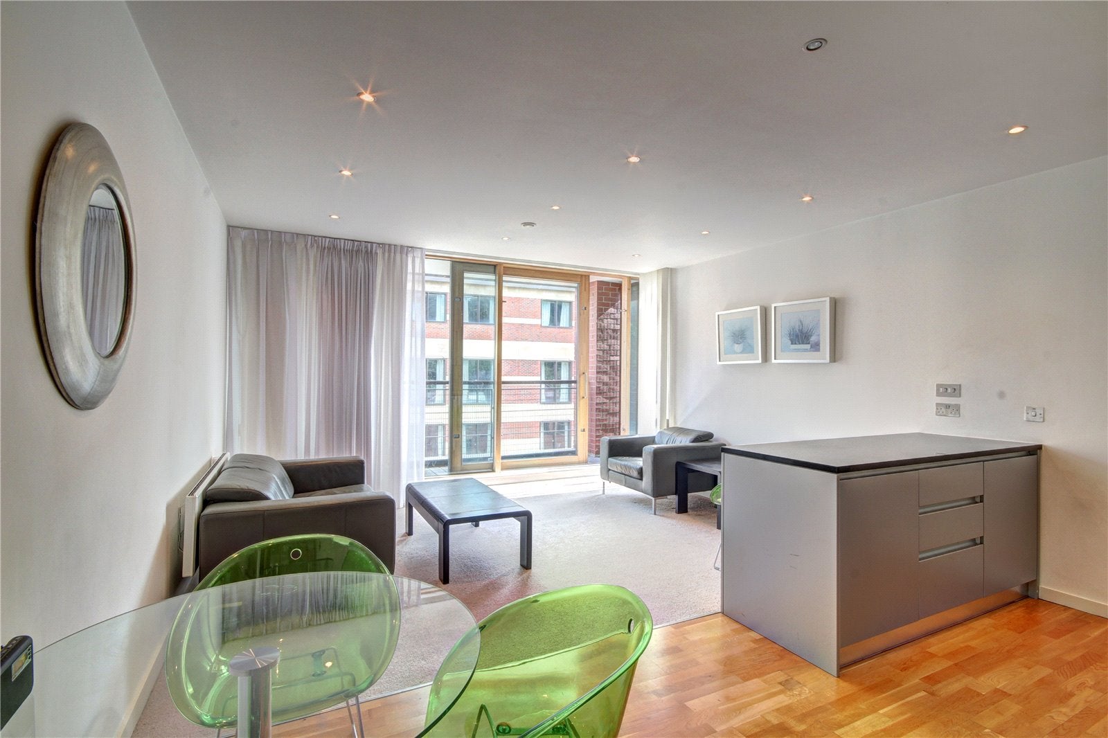 Flat THE CLOSE in Newcastle upon Tyne