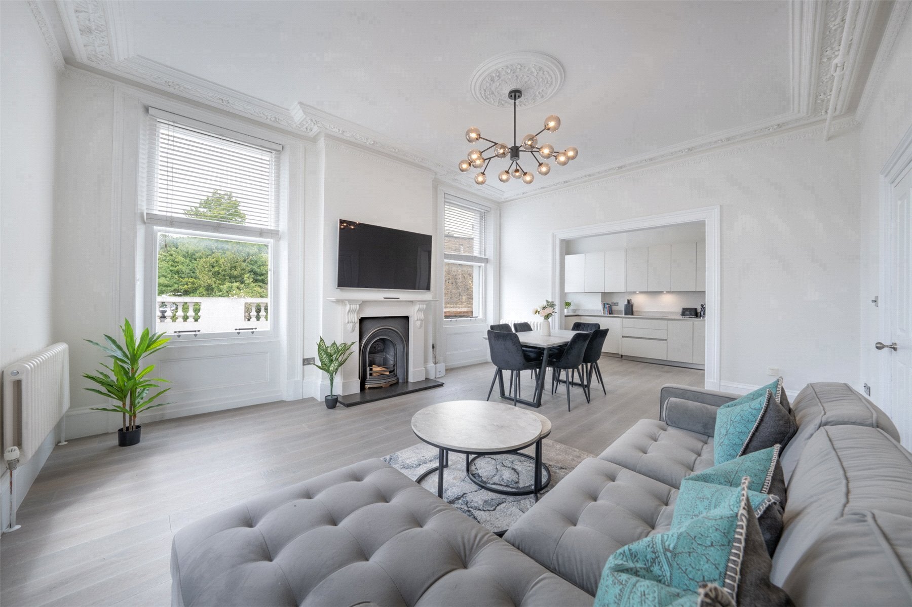 Flat Haverstock Hill in Greater London