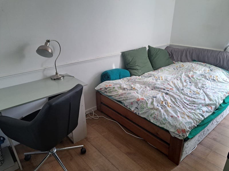Room Pratt Street in Greater London