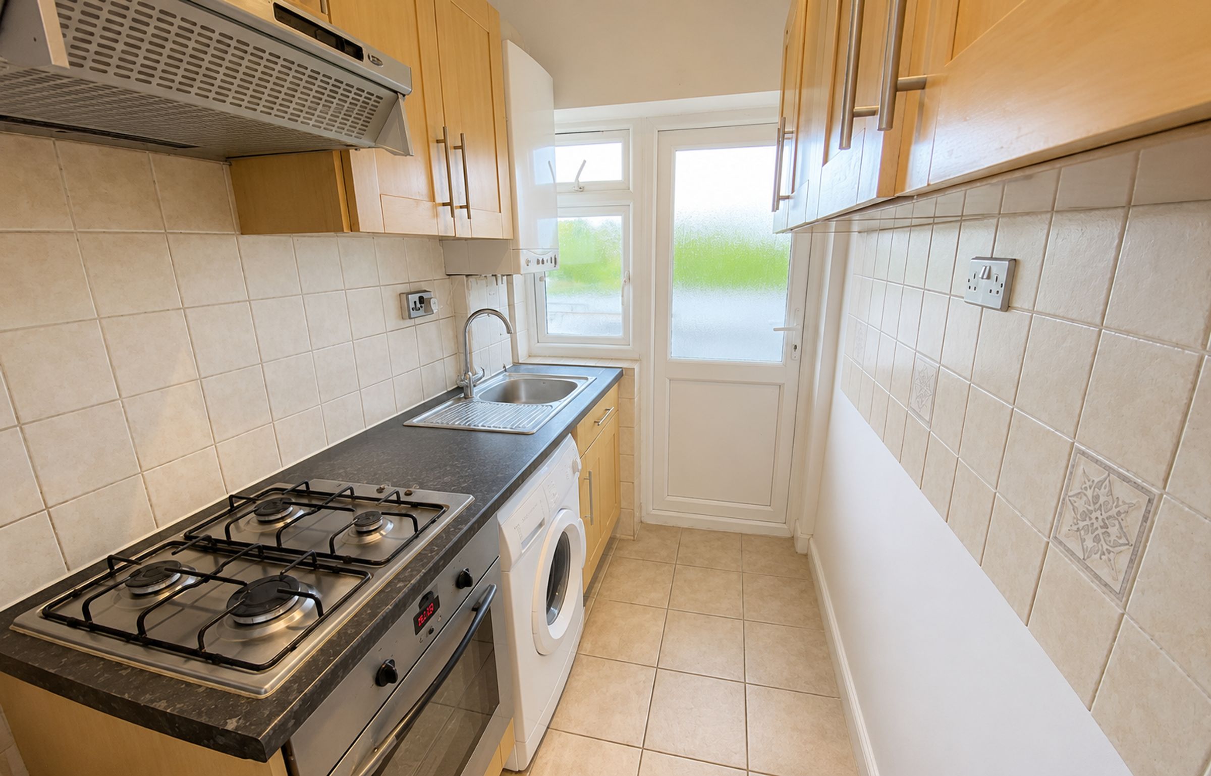 Flat Cranbrook Road in Greater London