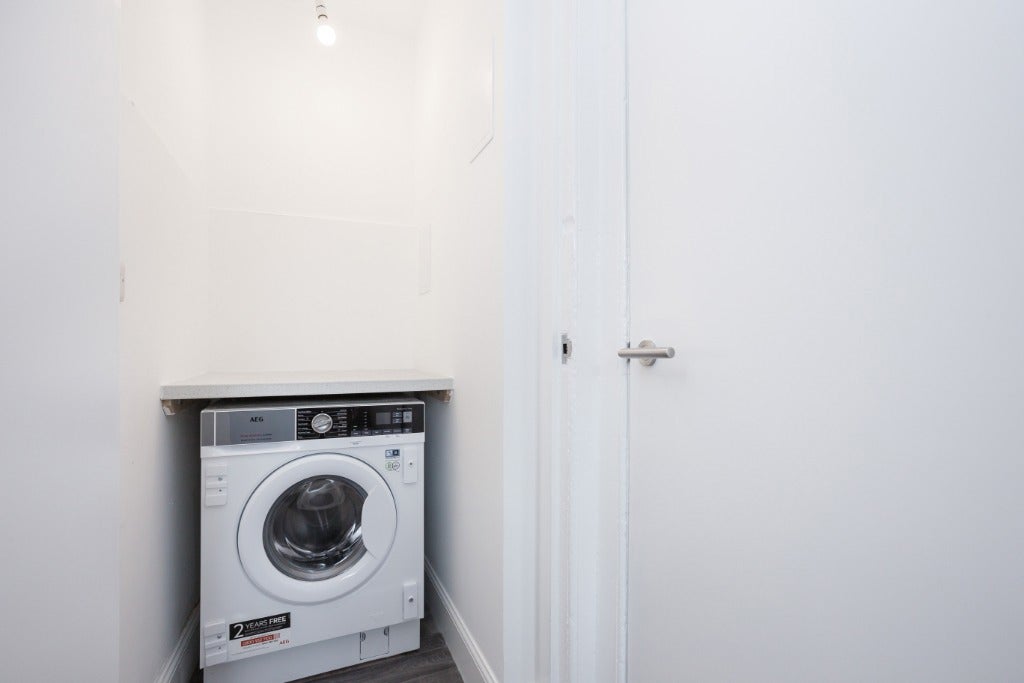 Flat Livingstone Place in City of Edinburgh