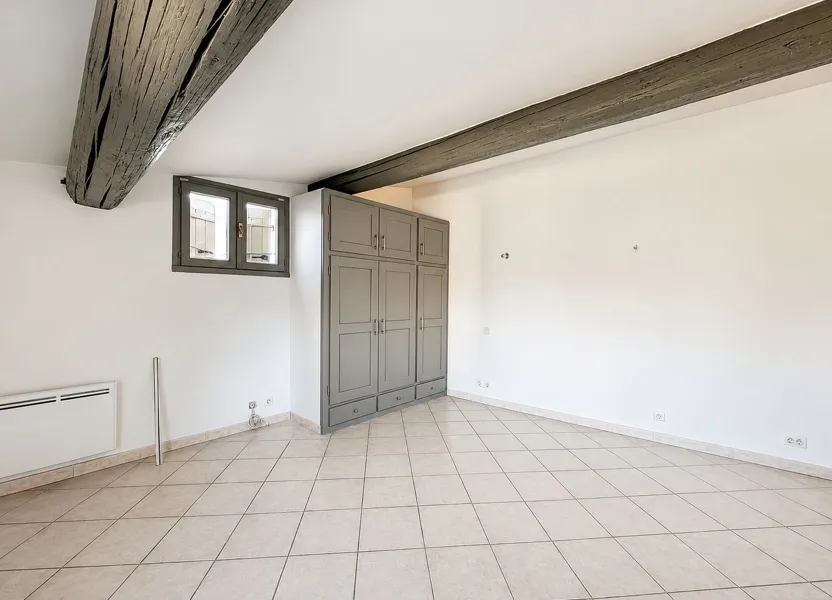 Appartement Rue Docteur Jean Roux à L'Isle-sur-la-Sorgue