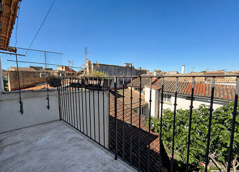 Appartement Rue Docteur Jean Roux à L'Isle-sur-la-Sorgue