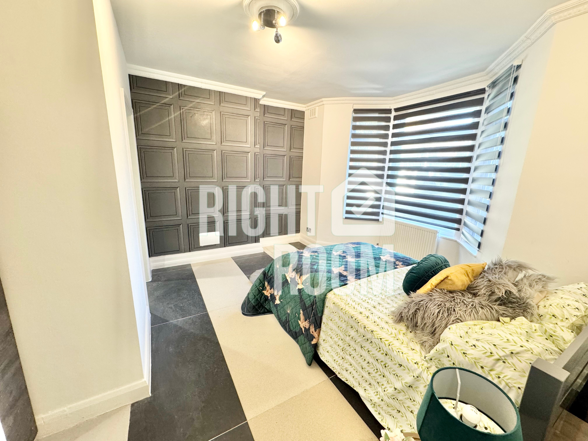 Flat Ashmore Road in City of Westminster