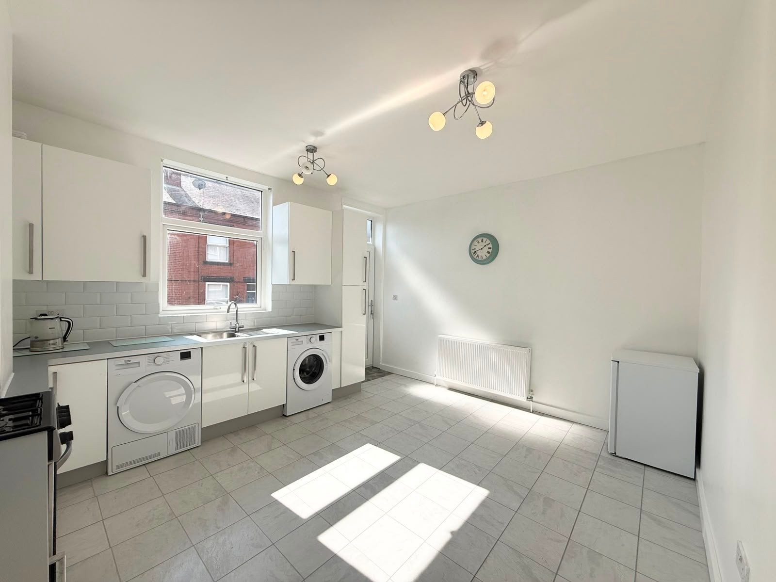 Flat Hayleigh Mount in Leeds