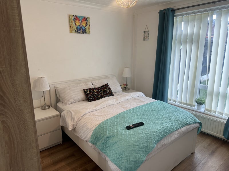 Room Ravelston Drive in Manchester