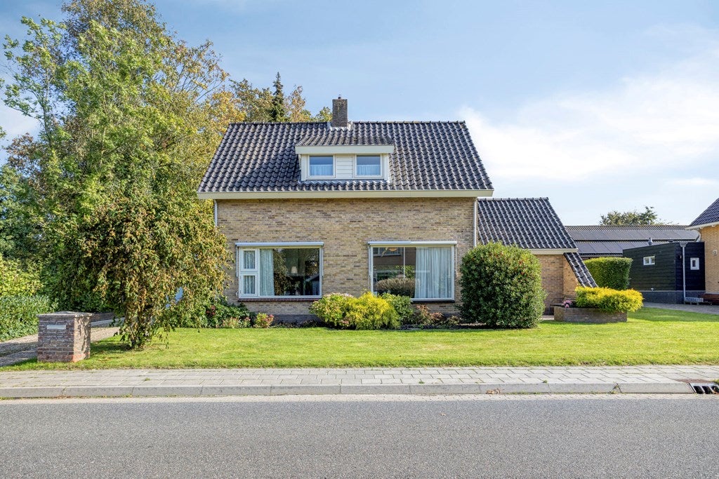 Vrijstaande woning te koop: Triemsterloane 4, Kollumersweach