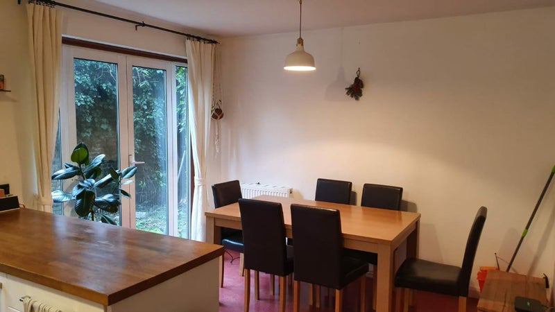 Room Windrose Close in Greater London