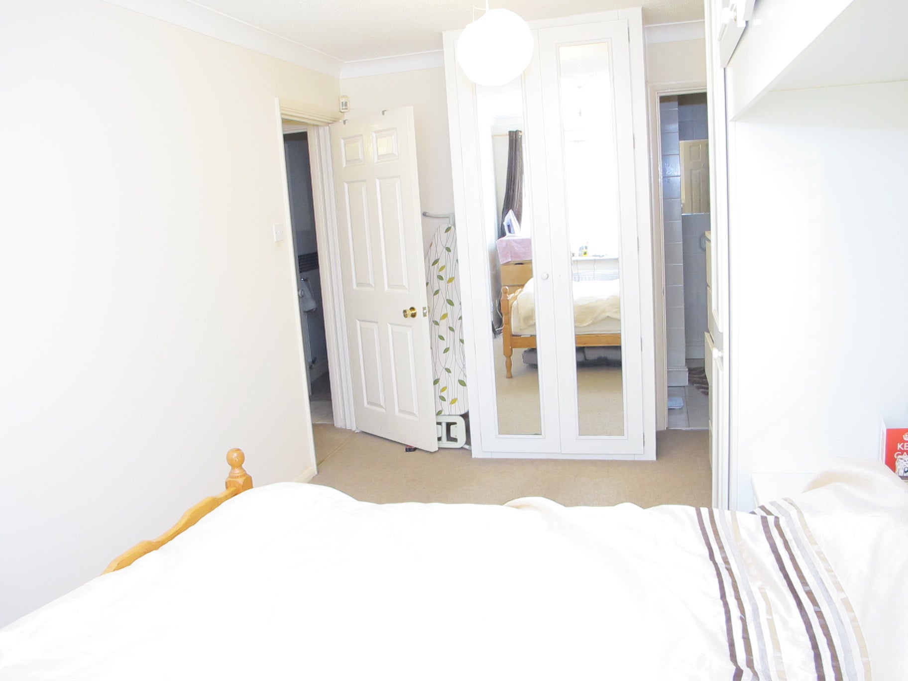 Flat Cedar Terrace in Greater London