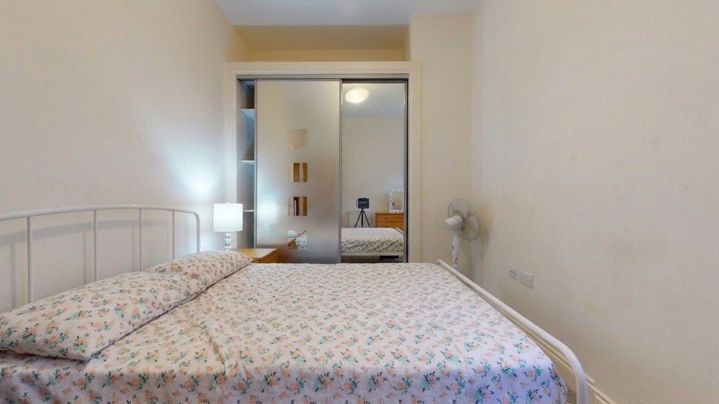 Flat Walworth Road in Greater London