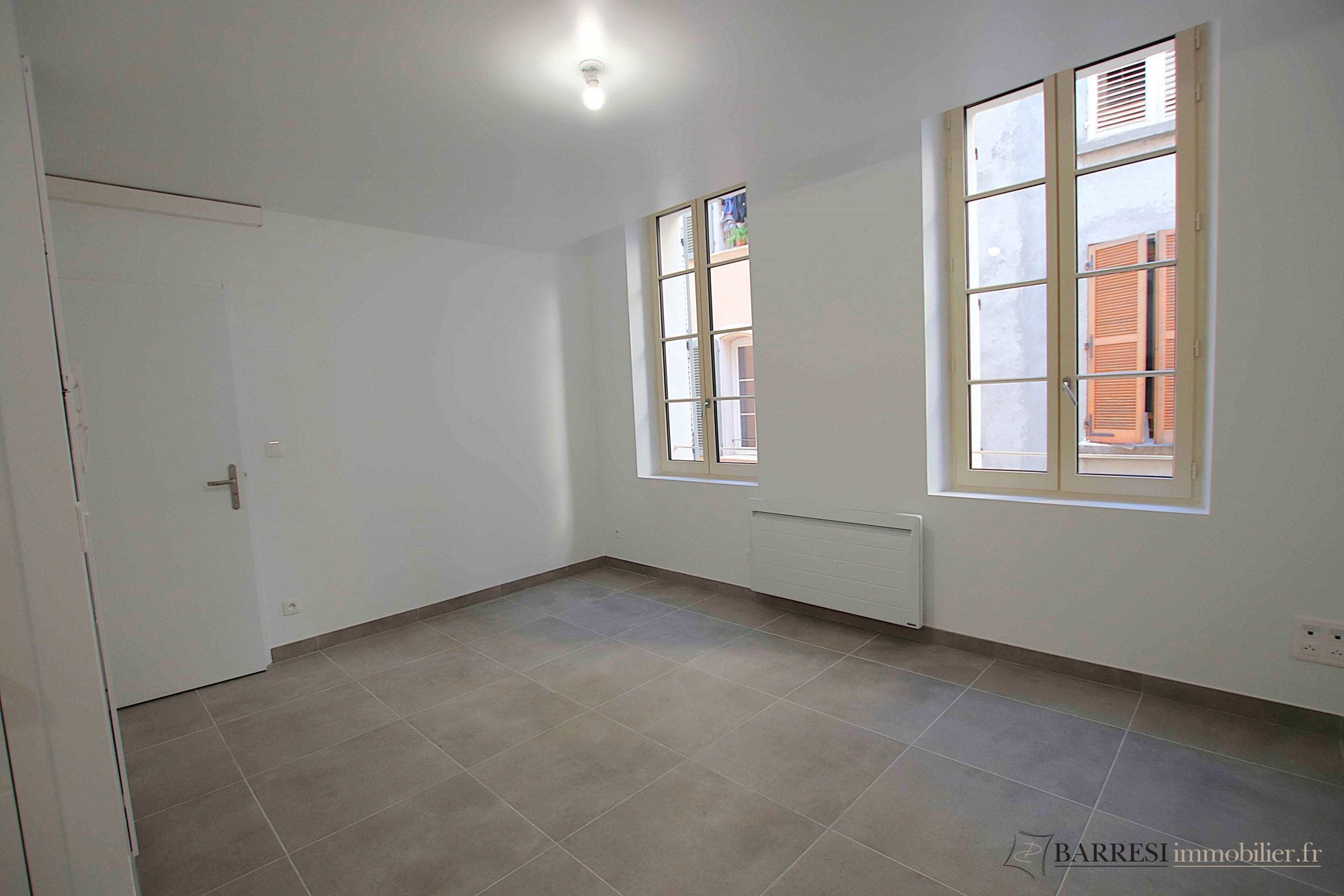 Flat Rue Cesar Vezzani in Toulon