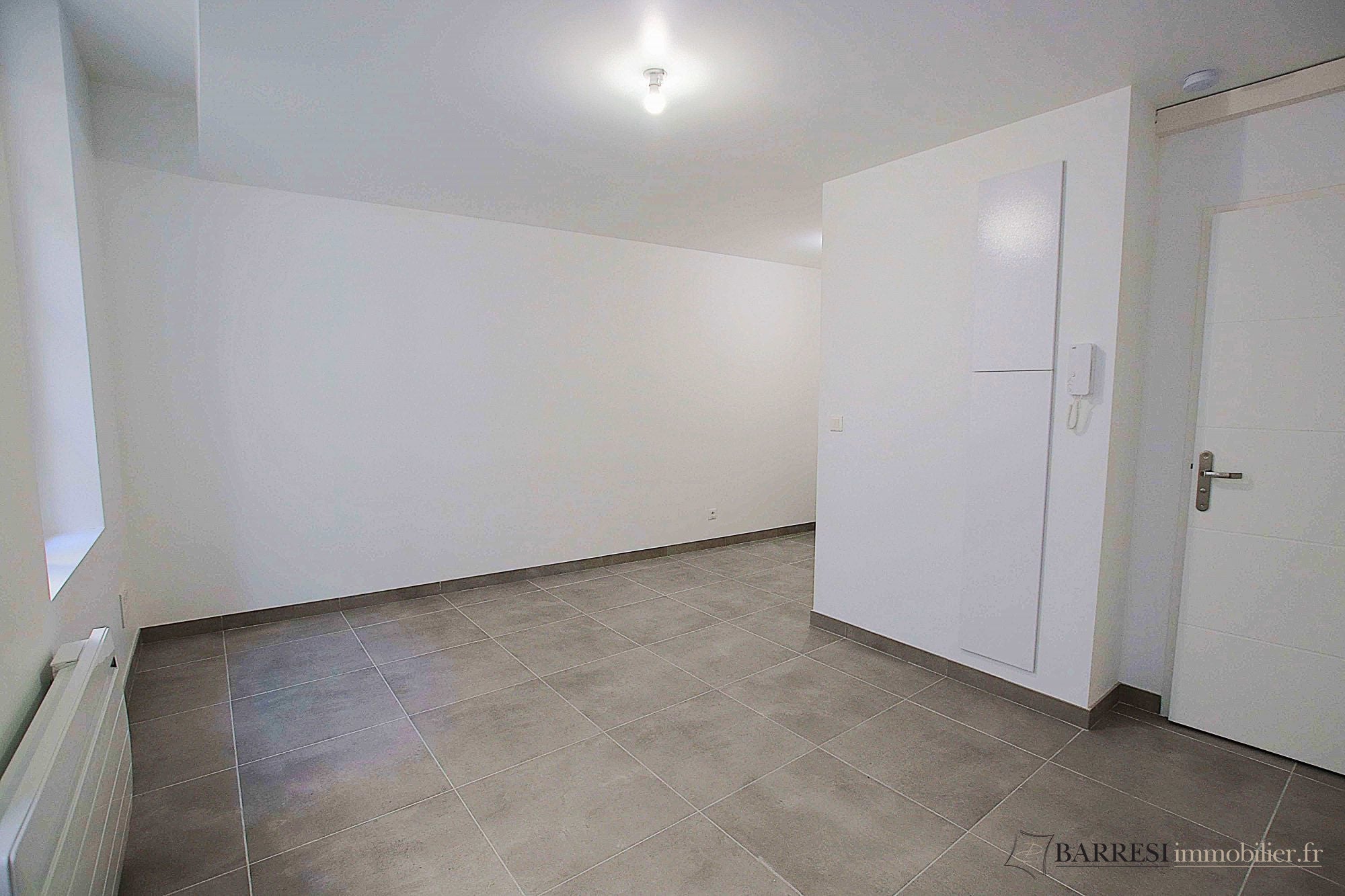 Flat Rue Cesar Vezzani in Toulon