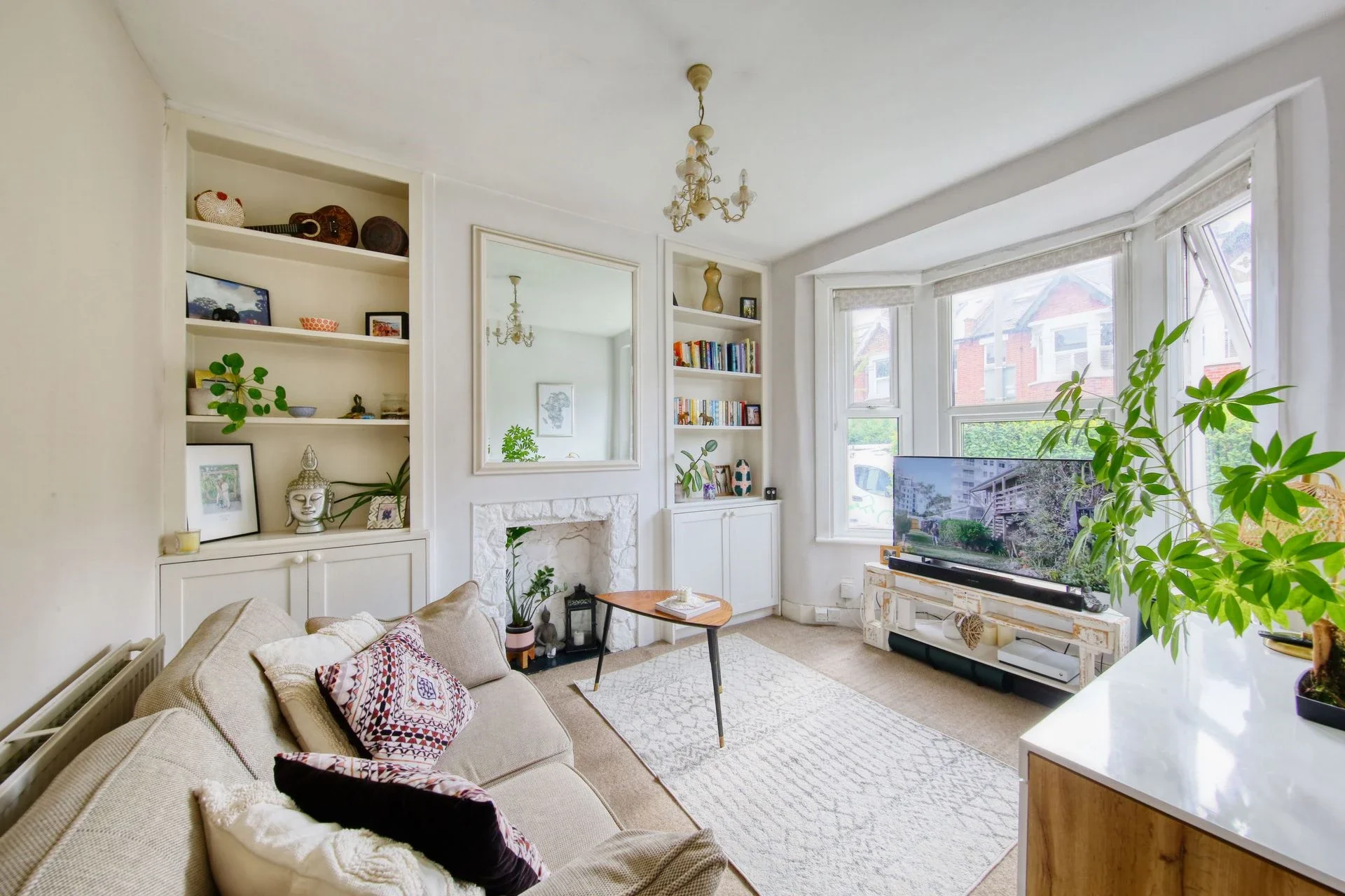 Flat Duntshill Road in Greater London