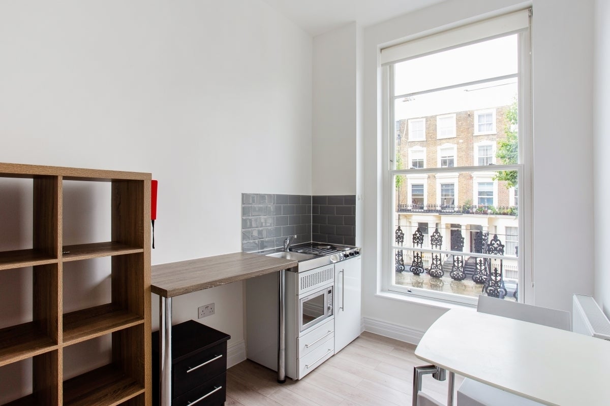 Flat Warwick Avenue in City of Westminster