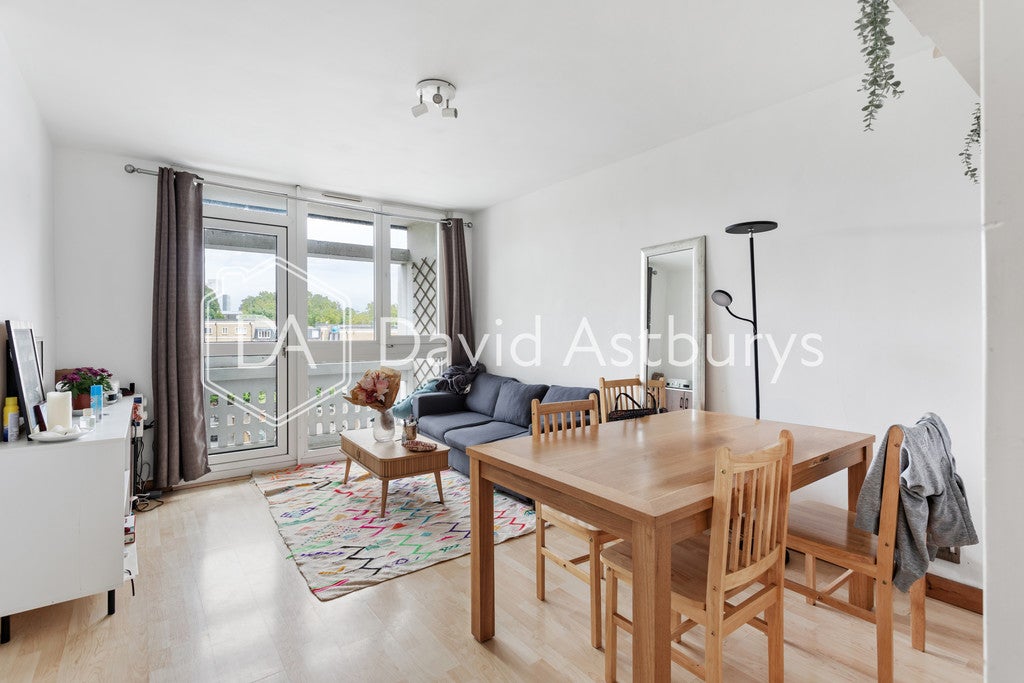 Flat Vernon Rise in Greater London