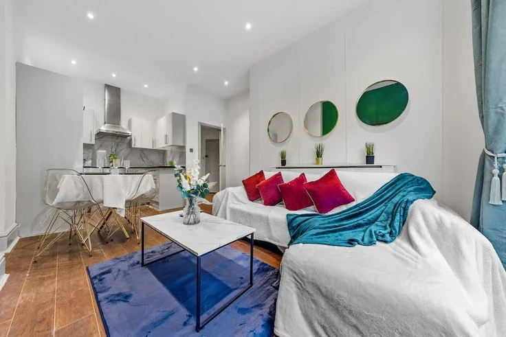 Flat Napier Place in Greater London