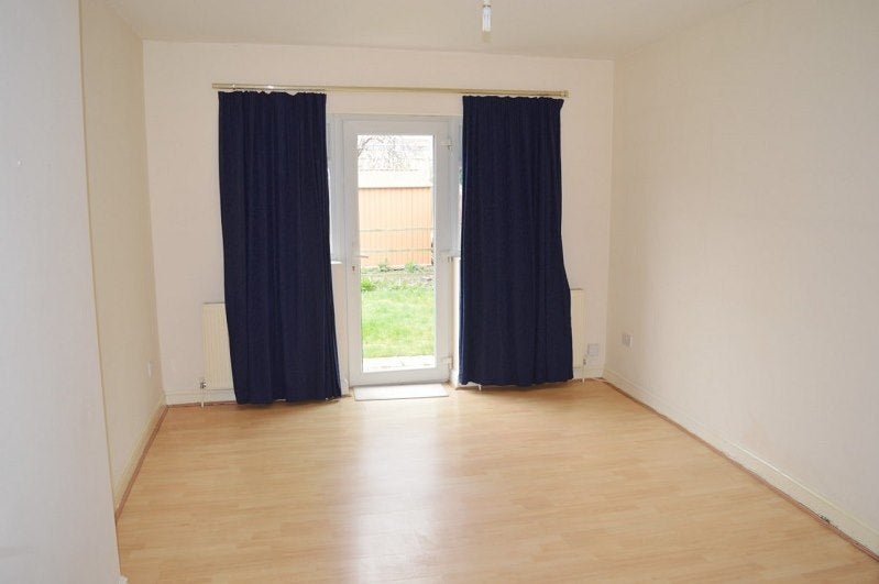Flat Chase End in Epsom and Ewell