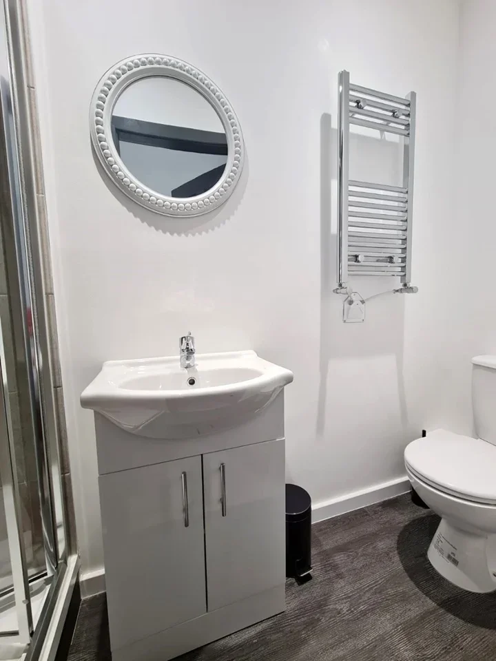 Room Beckett Road in Doncaster