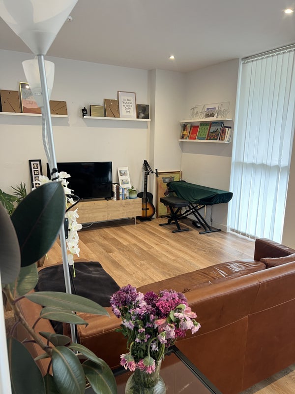 Room Longfield Crescent in Greater London