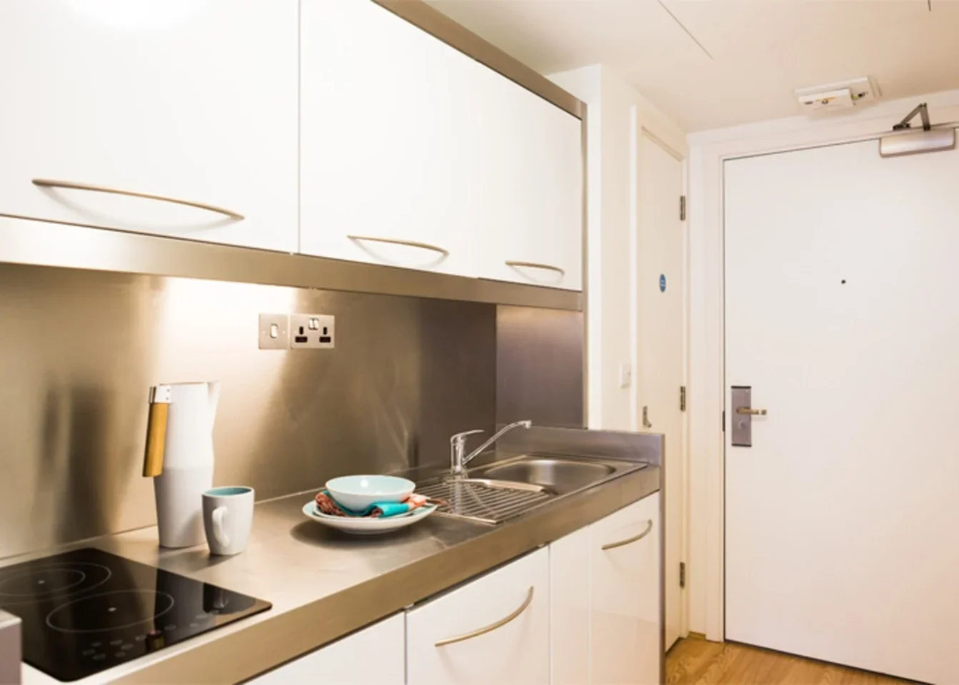 Flat Alderson Street in Greater London