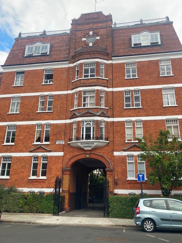 Room Avonmore Road in Greater London