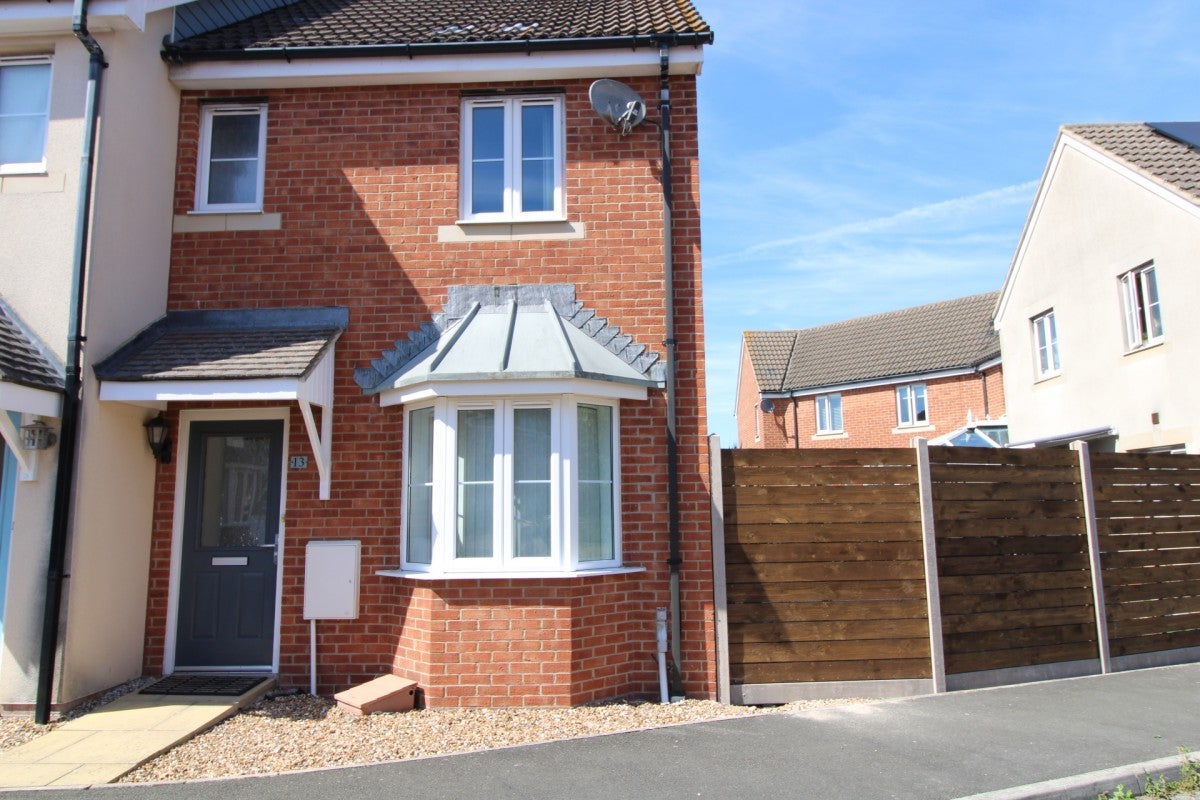 House Riverside Close in Bridgwater