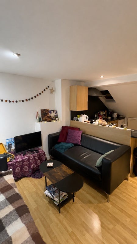 Room St. Margaret's Avenue in Greater London