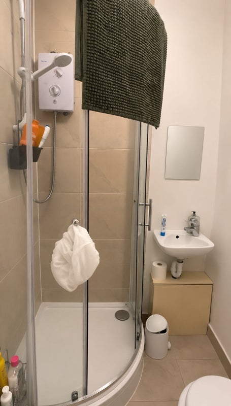 Room St. Margaret's Avenue in Greater London