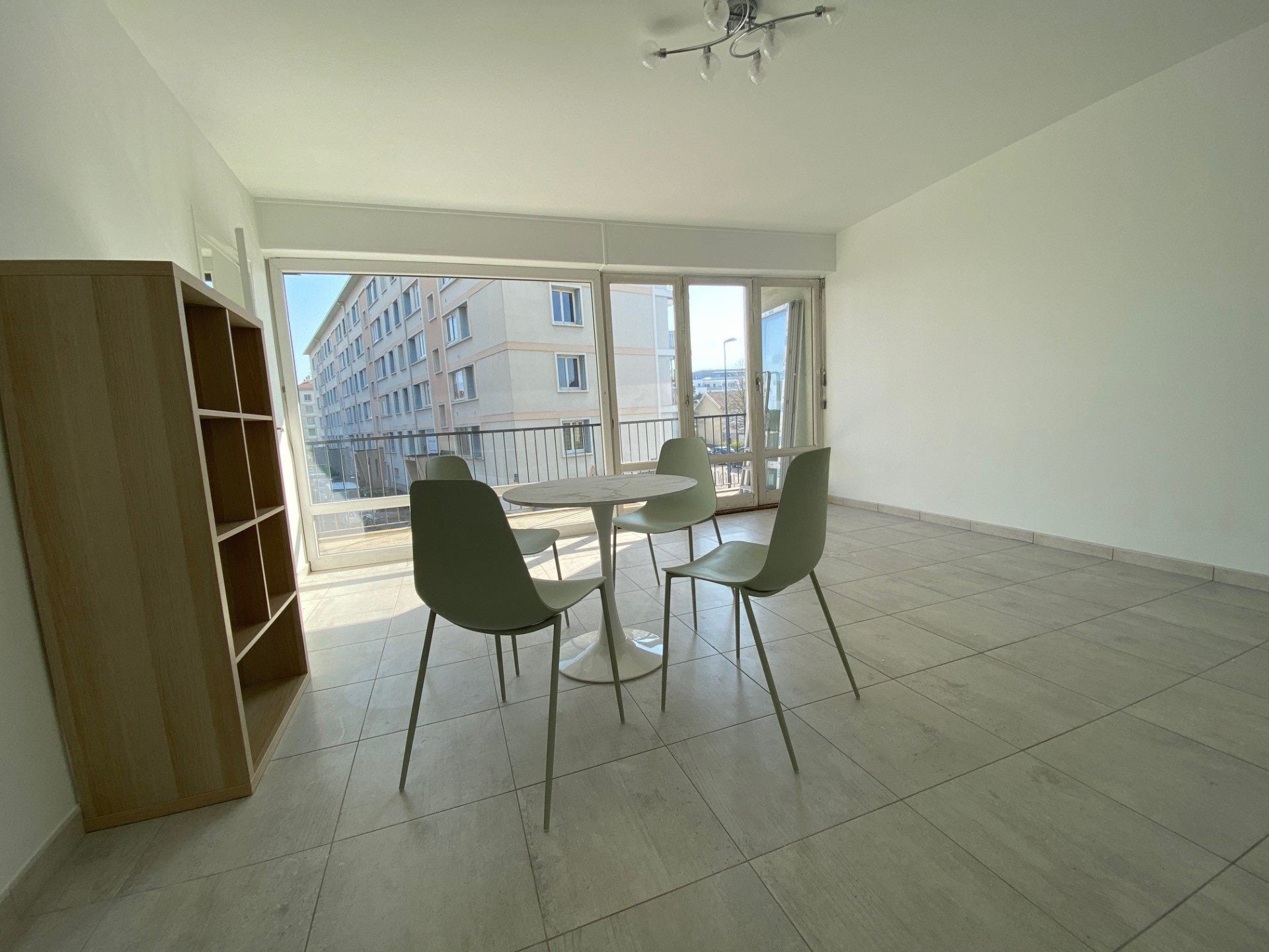 Flat Rue Auguste Ravier in Grenoble