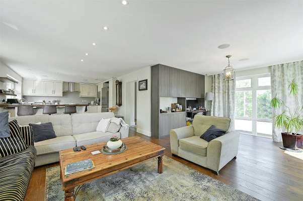 House Southlea Road in Datchet