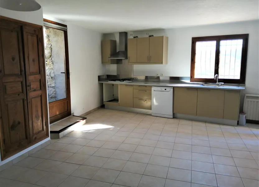 Flat Rue des Jaïnes in Bézaudun-les-Alpes