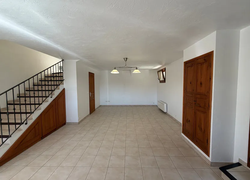 Appartement Rue des Jaïnes à Bézaudun-les-Alpes