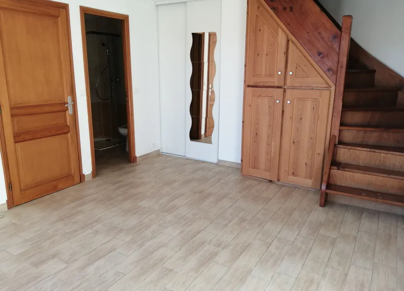 Flat Rue des Jaïnes in Bézaudun-les-Alpes