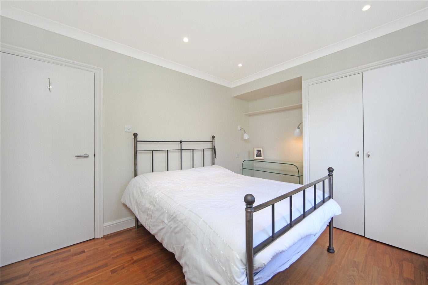 Flat Pembridge Villas in Greater London