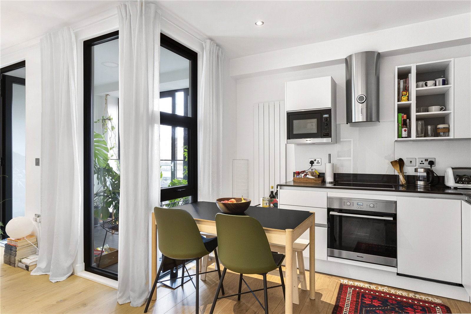 Flat Clare Street in Greater London