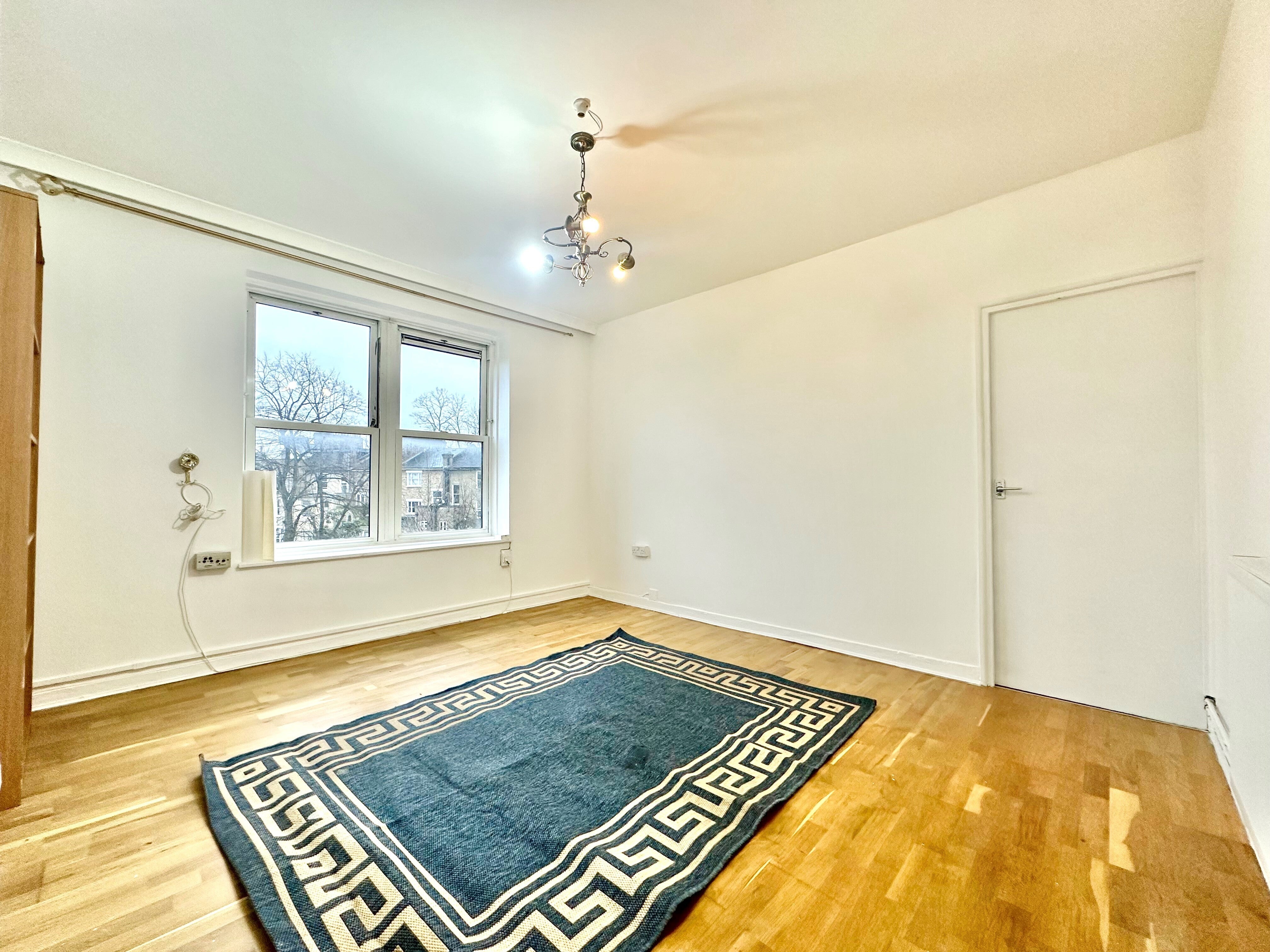 Flat Amhurst Road in Greater London