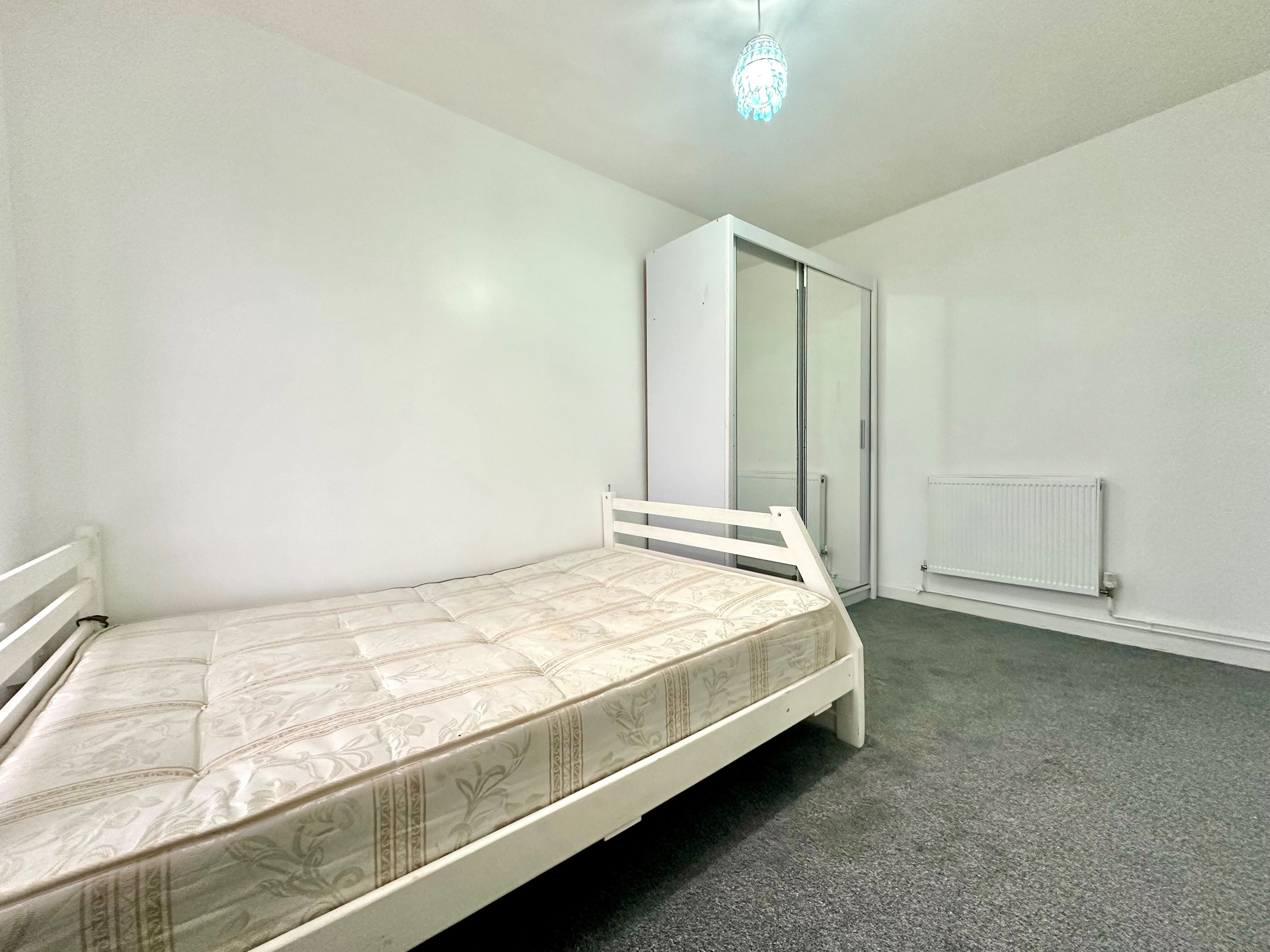 Flat Amhurst Road in Greater London