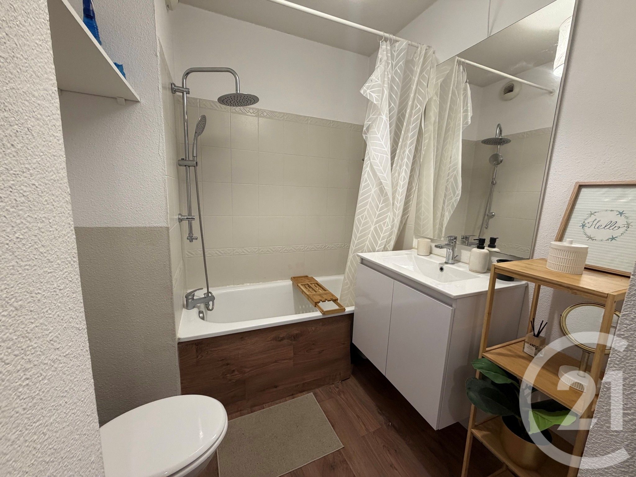 Appartement Rue des Terres au Curé à Paris