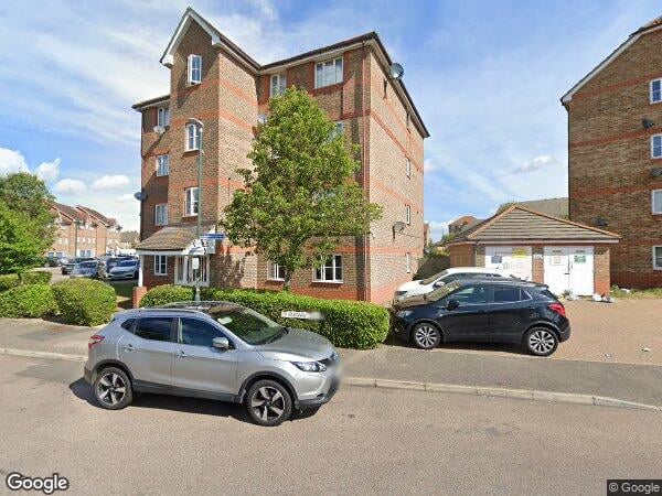 Room Fairway Drive in Greater London