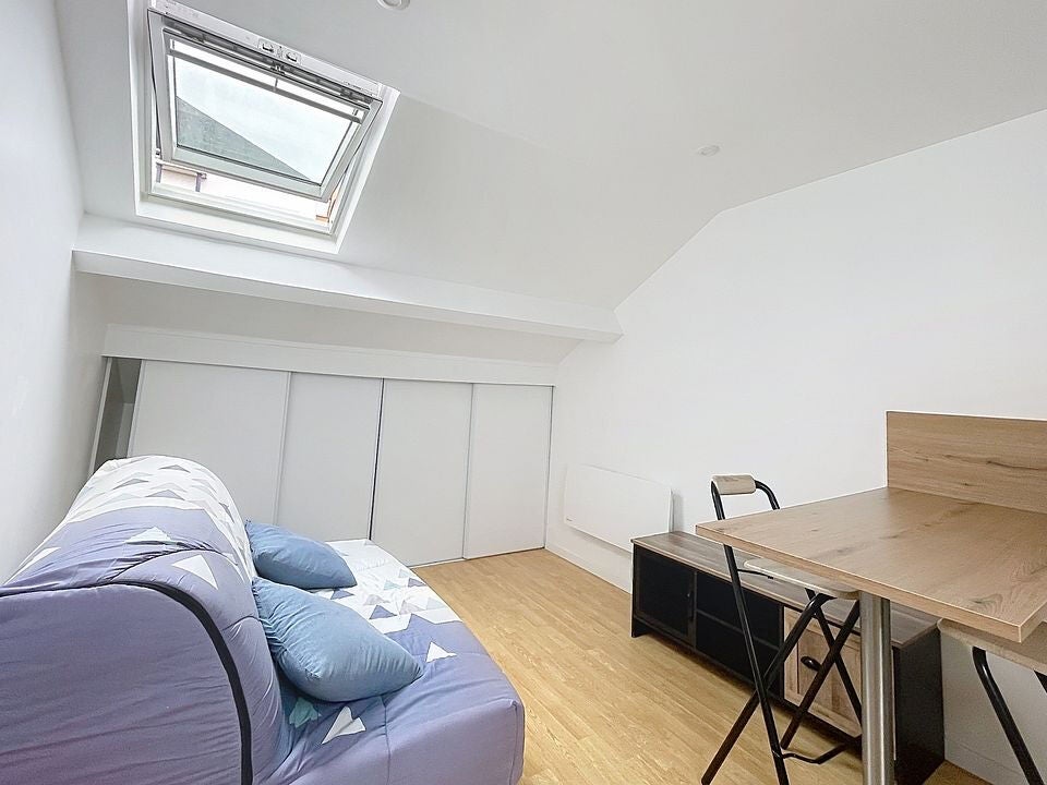Room Rue Montrieux in Angers