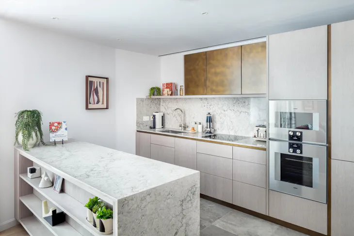 Flat Basil Street in Greater London